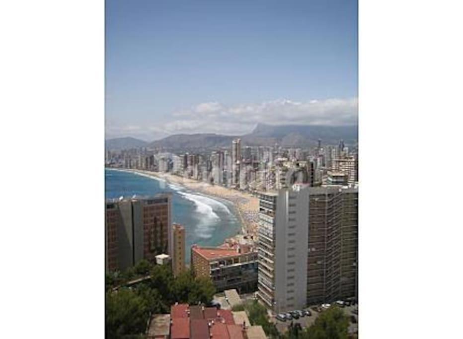 Apartamento Con Vistas A La Playa De Levante Бенидорм Екстериор снимка
